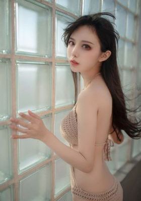 裸体女人与公牛的性行为_超清电影完整版